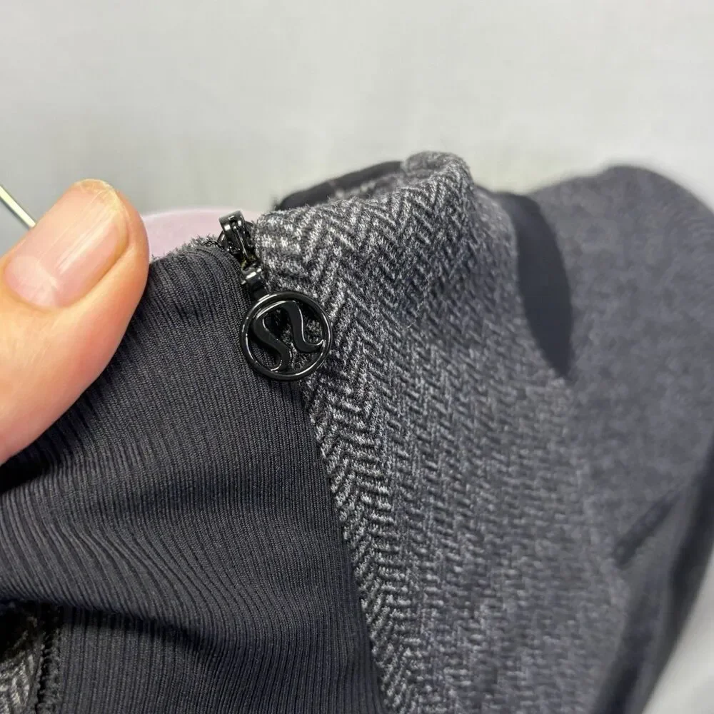 Lululemon Base Runner 1/2 Zip Heathered Herringbone Black Gray Women’s Sz 8